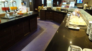 ロイヤルシルクラウンジ