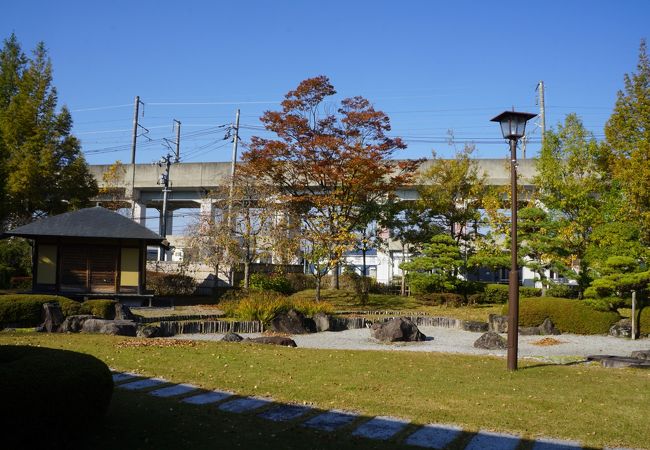 荒雄公園の一角にある茶室です