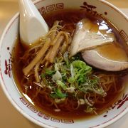 ホテルで教えてもらって釧路ラーメンを食べました