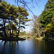 背後に岩出山