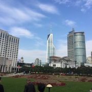 【人民公園】広々～