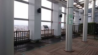 仙台駅の横の高層ビルにある無料の展望テラス。眺めがよい。