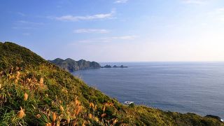 眺めがよい。晴天なら、気持ちがすっきりする。戦争がらみで注目されたのは残念