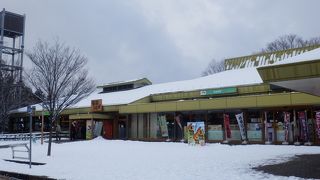 こじんまりしたサービスエリア