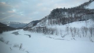 大河が結氷する様子が見られる