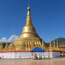 トゥクトゥク利用で寺院巡りをしました