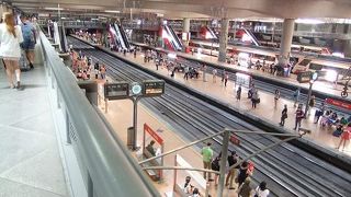 立派な規模の駅です