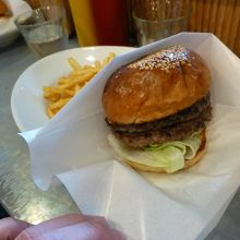 ダブルバーガー