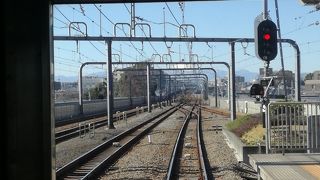 冬の天気が良い午前中の場合、複々線区間で富士山が見れます