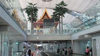 アジアのハブ空港、とっても広いです☆