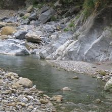 砂卡礑歩道を歩く