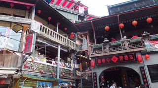 時間帯によって違った雰囲気を楽しめます。