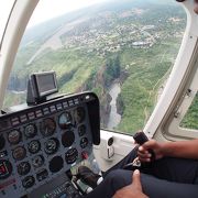 アフリカ（ビクトリアの滝）の空をヘリコプターで、体も心も舞い上がる～（ビクトリアフォールズ／ジンバブエ）