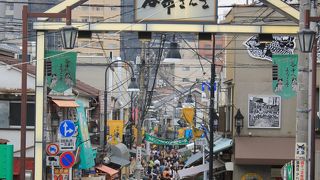 昔ながらの雰囲気残る商店街