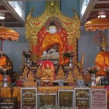本堂内にある仏像