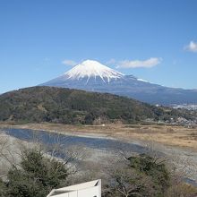 こんな風に目の前に富士山が見られます