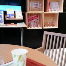 試飲はお猪口サイズで1杯100円から