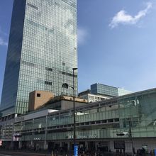 JR南口にあります