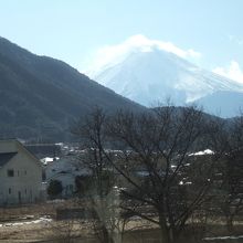 三つ峠駅付近から見えた富士山