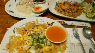 綺麗なフードコート