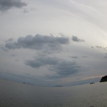 瀬戸内海と島々のパノラマ写真。