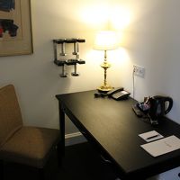 室内にあるダンベル