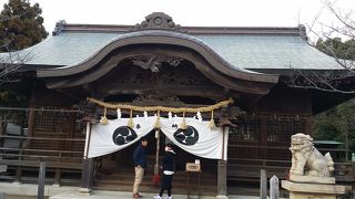 海を一望できる神社