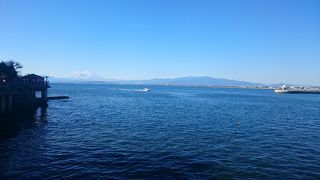 江ノ島から相模湾と富士山