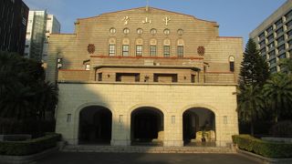 台北中山堂(台北公会堂)