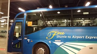 駅とホテルをつなぐ