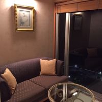 テラス部分です。横に屋外テラスがあります。