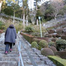 本堂への１６０段の階段