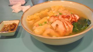 あっさり味付けの麺が美味