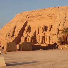 アブシンベル大神殿