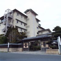 海が見える（ホテルの向こう側がすぐ海）綺麗なホテルです。