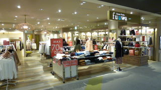 レディースファッション専門セレクトショップ