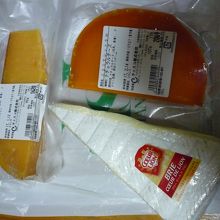 1500円くらいのチーズがセールで1080円でした！