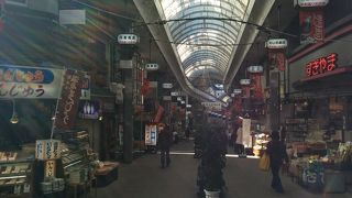 駅前の商店街