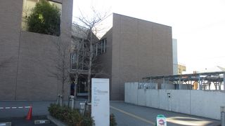 図書館も10冊まではネットで予約を入れておける点も良いと思います