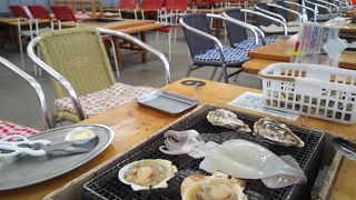 これぞ牡蠣小屋！