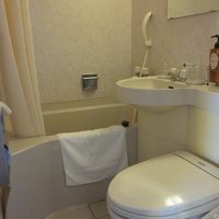 昔のままの狭いバスルームのままでした？