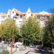 高級リゾート地な建物