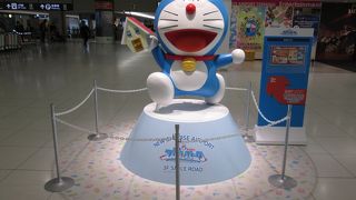 ドラえもん わくわくスカイパーク カフェゾーン