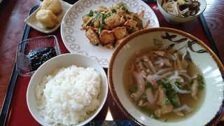 古民家風の佇まいで味わう沖縄料理