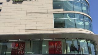 屋上フードコートがおすすめ