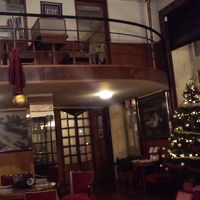 フロント前ロビー