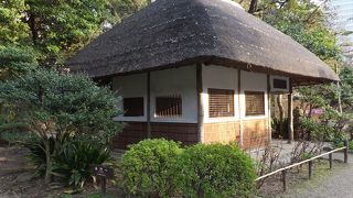 飲み処の跡。レプリカでした。