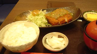 マグロカツ定食