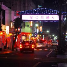 名瀬で最もにぎやか。その夜の様子