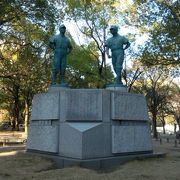 水原 茂さん・三原 脩さんの銅像もあります